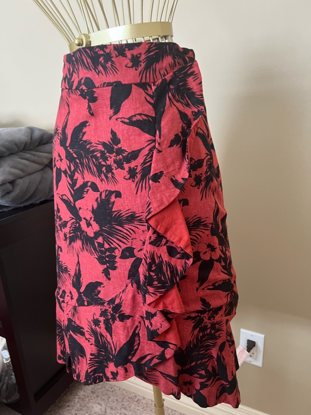 Oasis Red and Black Floral Ruffle Midi Skirt